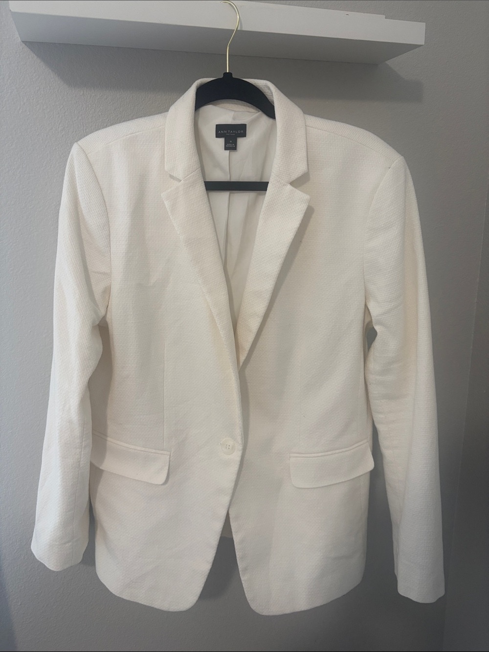 Ann Taylor Ivory Textured Single-Button Blazer